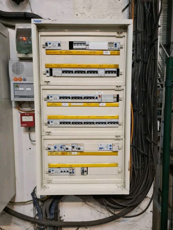 Electricien pour mise en conformité électrique pour un industriel sur Le Havre 76