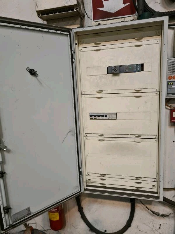 Electricien pour mise en conformité électrique pour un industriel sur Le Havre 76