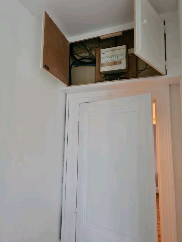 Déplacement d'un tableau électrique pour une mise en conformité proche Bolbec 76